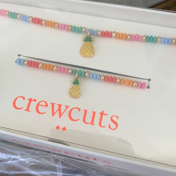 NWT J CREW Kids GIRLS PINEAPPLE Fruit CHARM NECKLACE And BRACELET SET Crewcuts - Picture 2 of 4